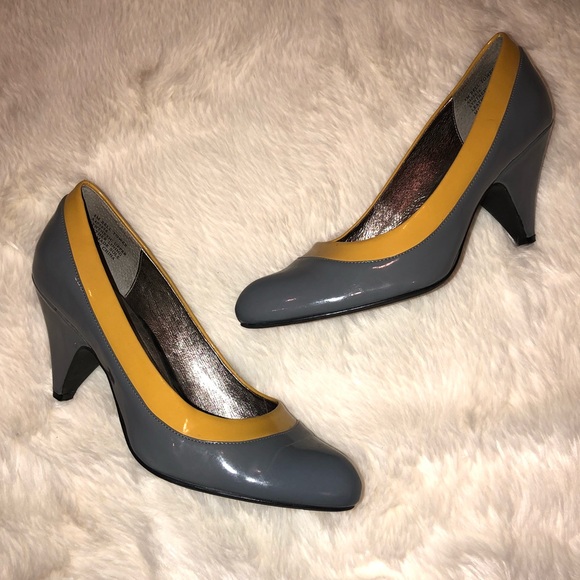 Kenneth Cole Reaction Shoes - Kenneth Cole Reaction Heels size 8